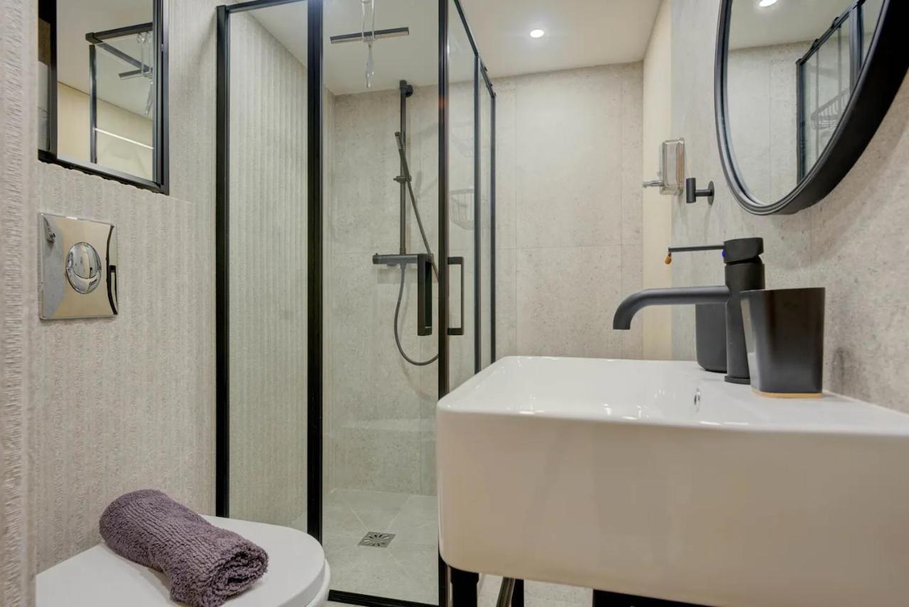 אנטיב Duplex Studio Apt Mezzanine Near Shops & Cafes מראה חיצוני תמונה