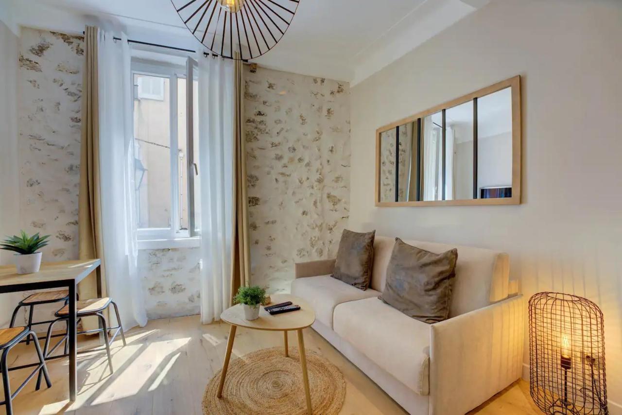 אנטיב Duplex Studio Apt Mezzanine Near Shops & Cafes מראה חיצוני תמונה
